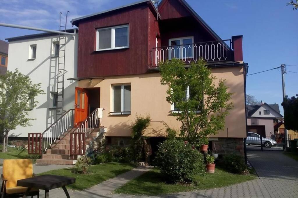 Apartman Se Zahradou Karniów Zewnętrze zdjęcie
